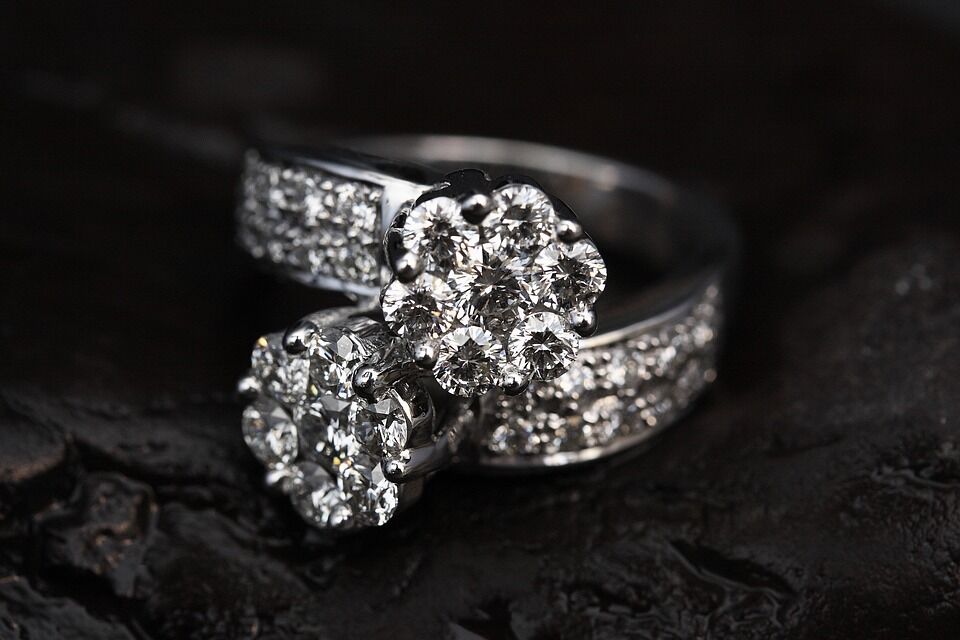ring-2405152_960_720