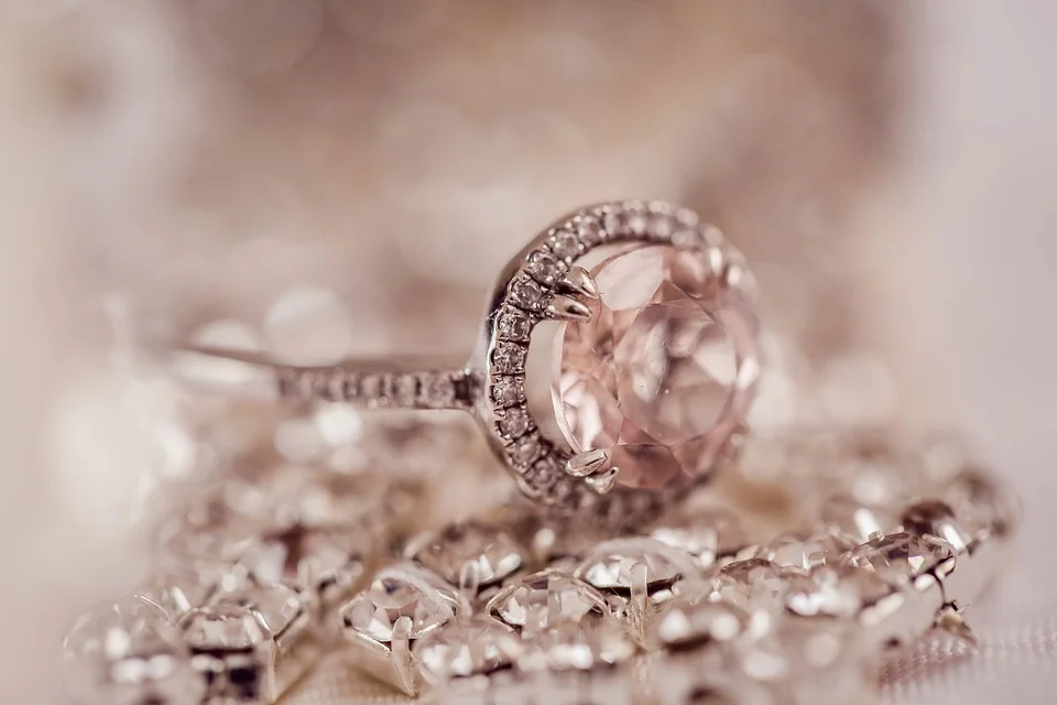 diamond-2594307_960_720